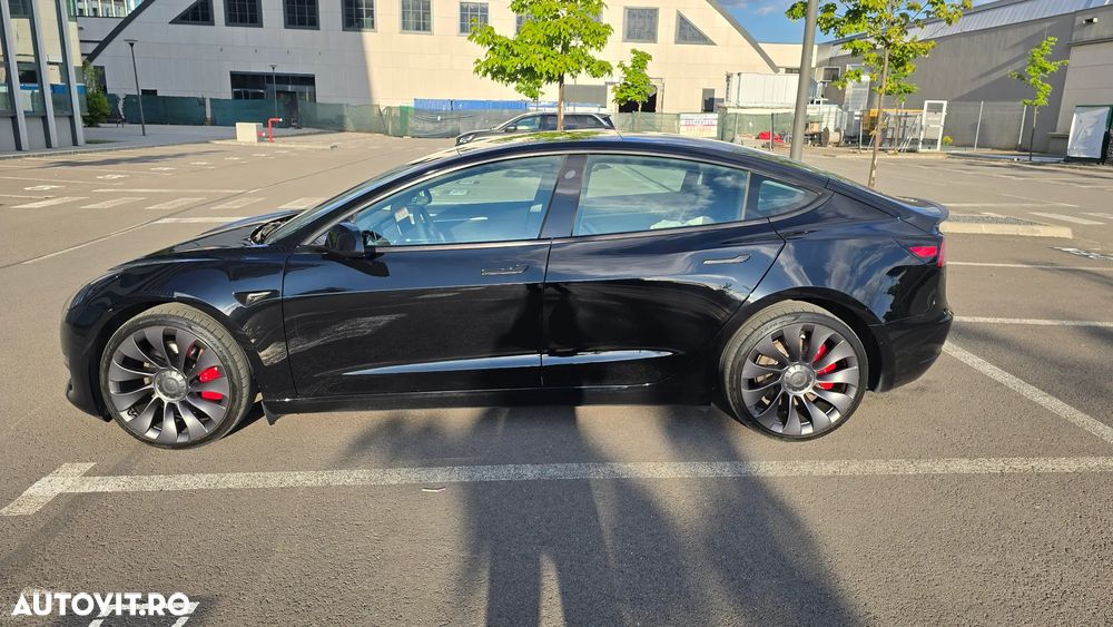 Tesla Model 3 - 2