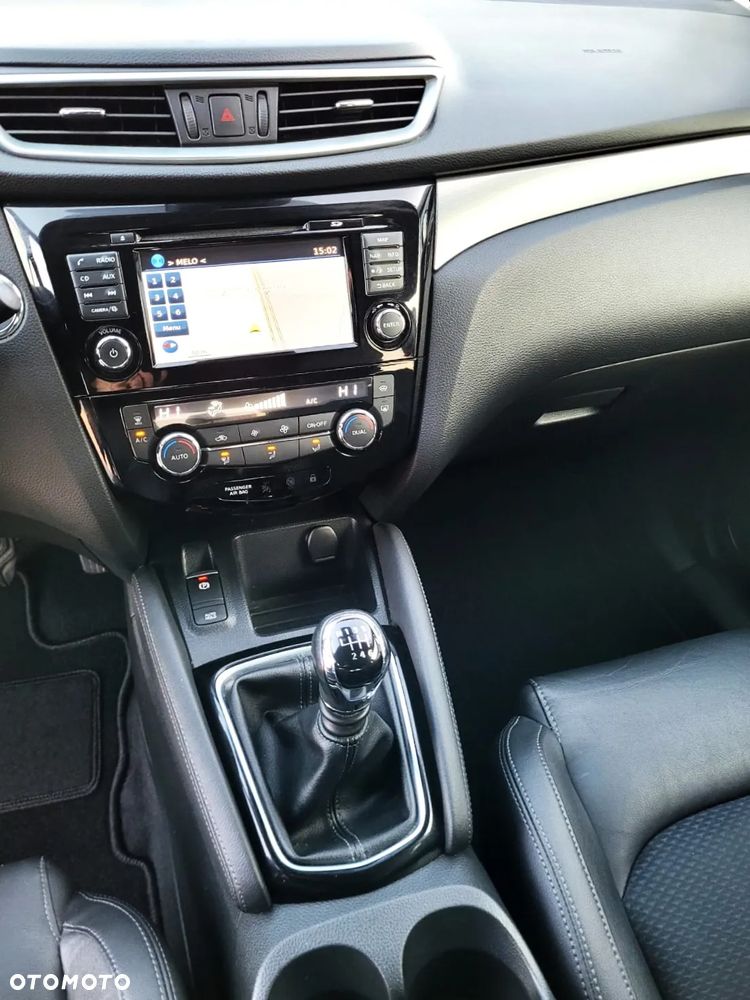 Nissan Qashqai 1.6 DIG-T Tekna - 27