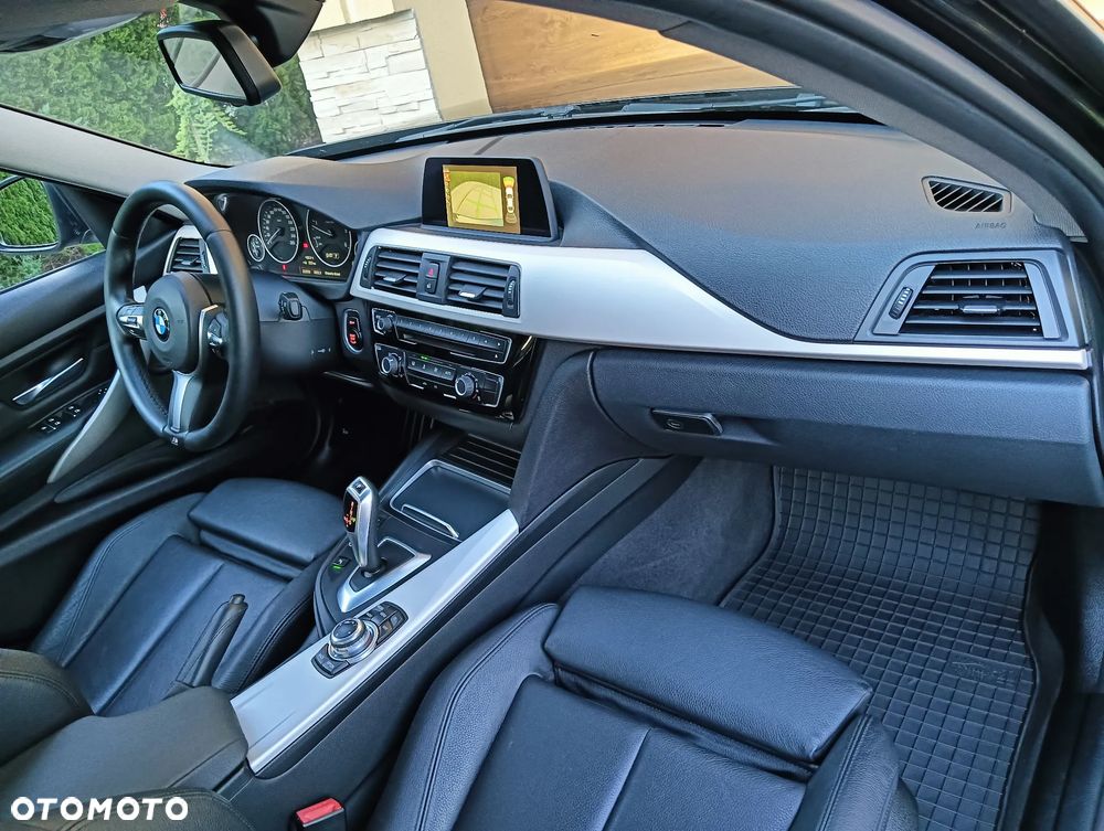 BMW Seria 3 - 18