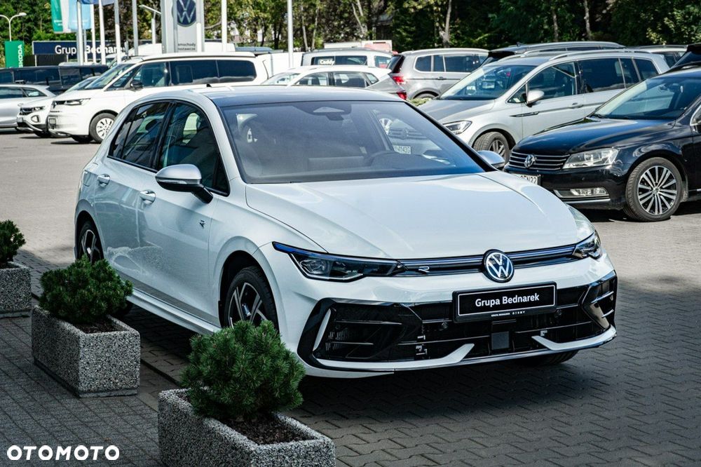 Volkswagen Golf - 5