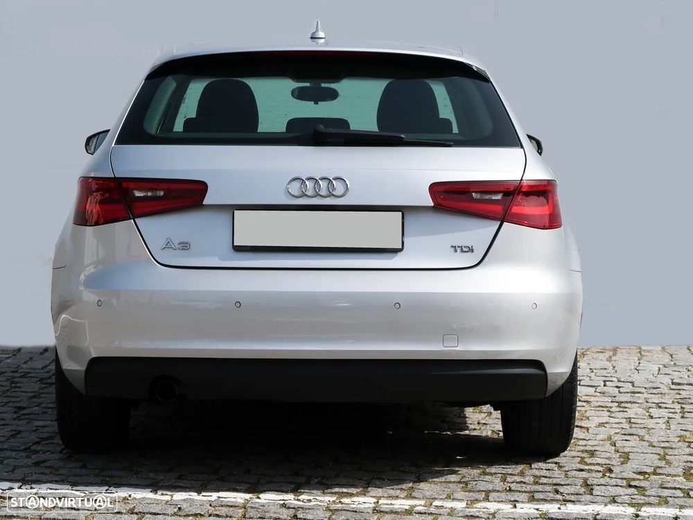 Audi A3 1.6 TDI DPF Attraction - 7