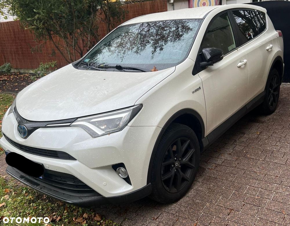 Toyota RAV4 - 1