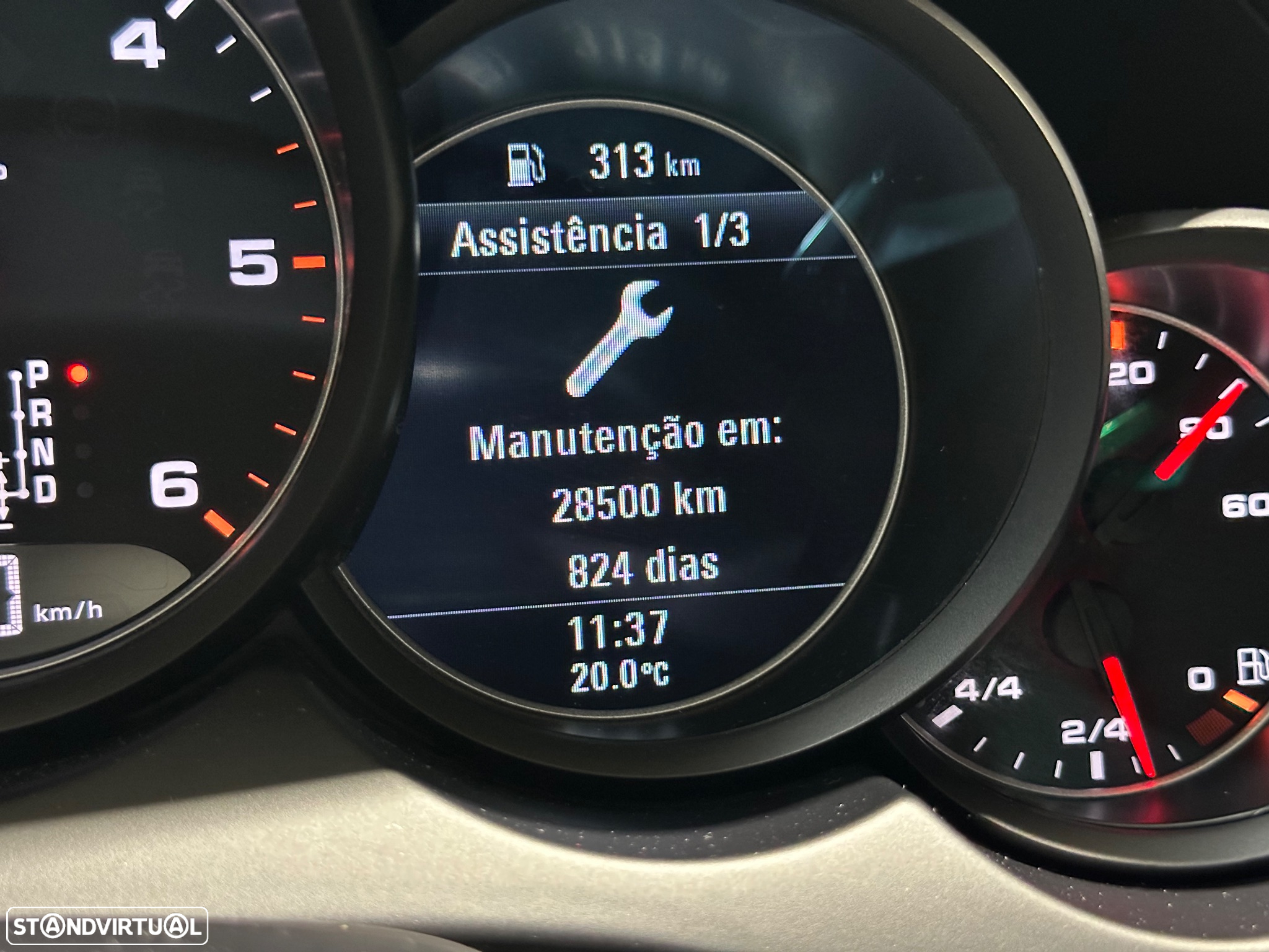 Porsche Cayenne Standard - 30
