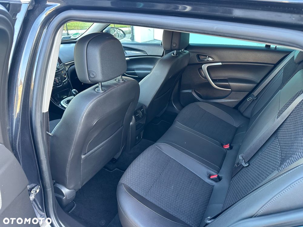 Opel Insignia 2.0 CDTI 4x4 ecoFLEX Start/Stop Business Edition - 13