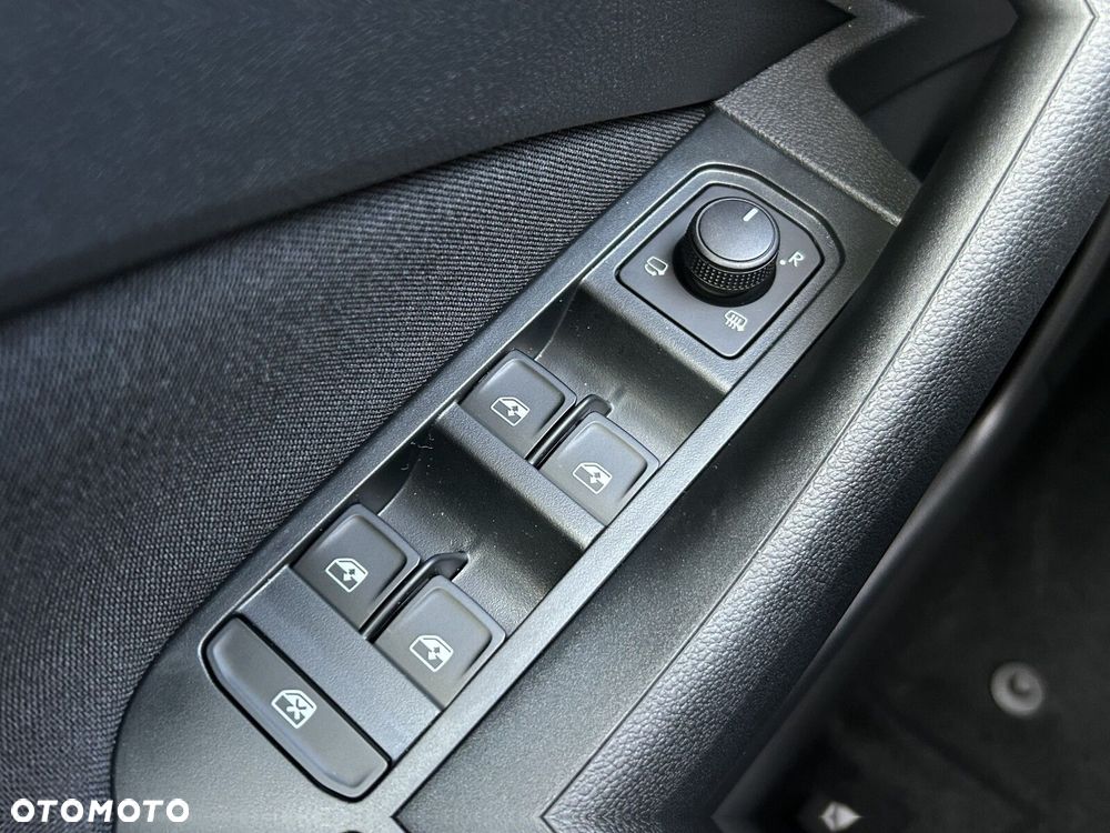 Skoda Kamiq 1.0 TSI Drive DSG - 23