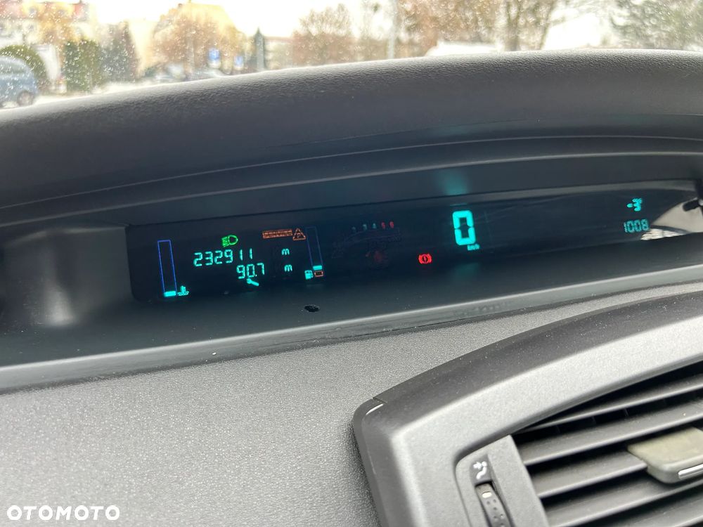 Renault Scenic 2.0 Confort Expression - 12