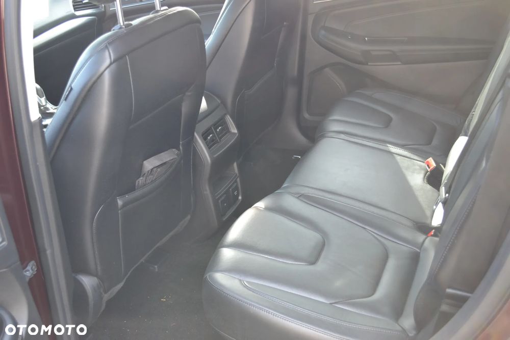 Ford Edge 2.0 TDCi Bi-Turbo 4x4 Titanium - 12