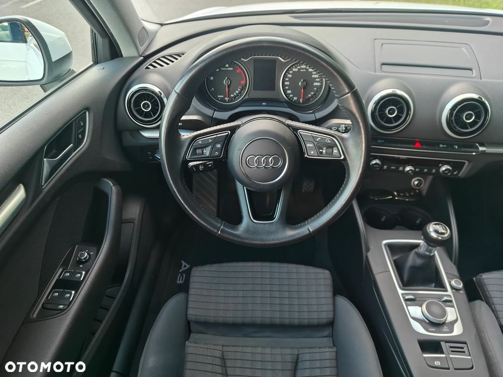Audi A3 Sportback - 23