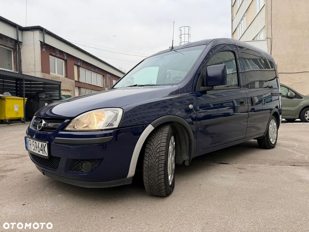 Opel Combo Tour Enjoy - 1