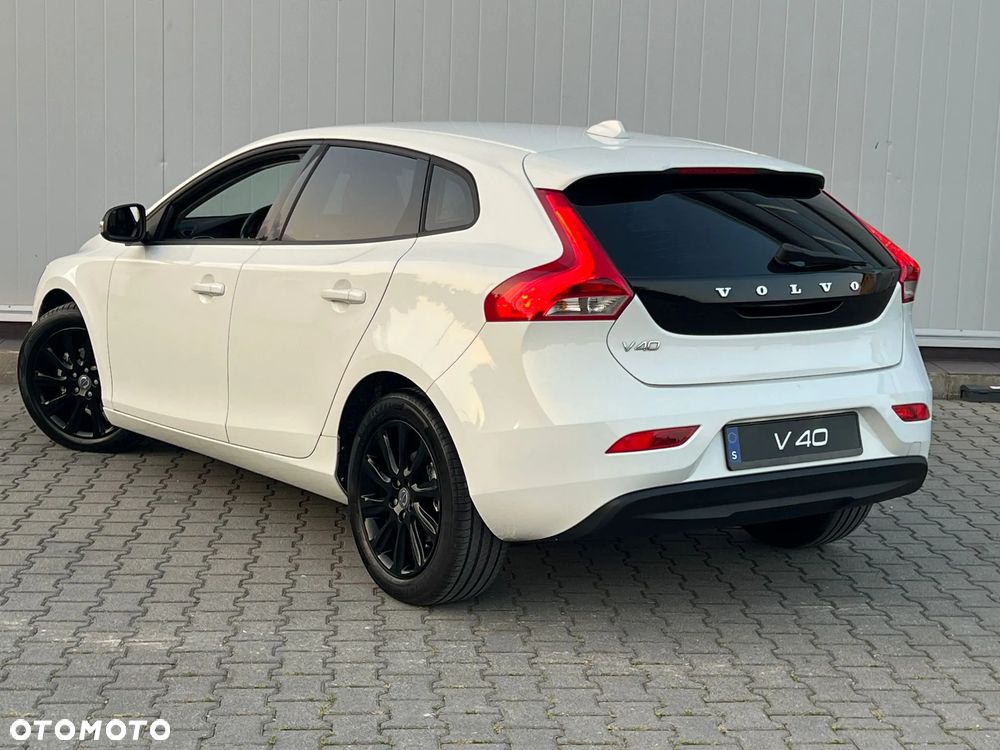 Volvo V40 - 4