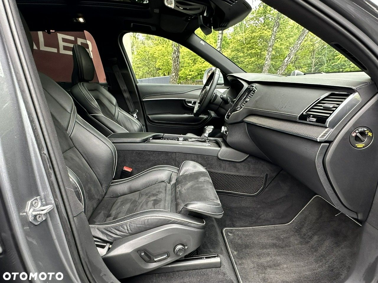 Volvo XC 90 D5 AWD R-Design 7os - 26
