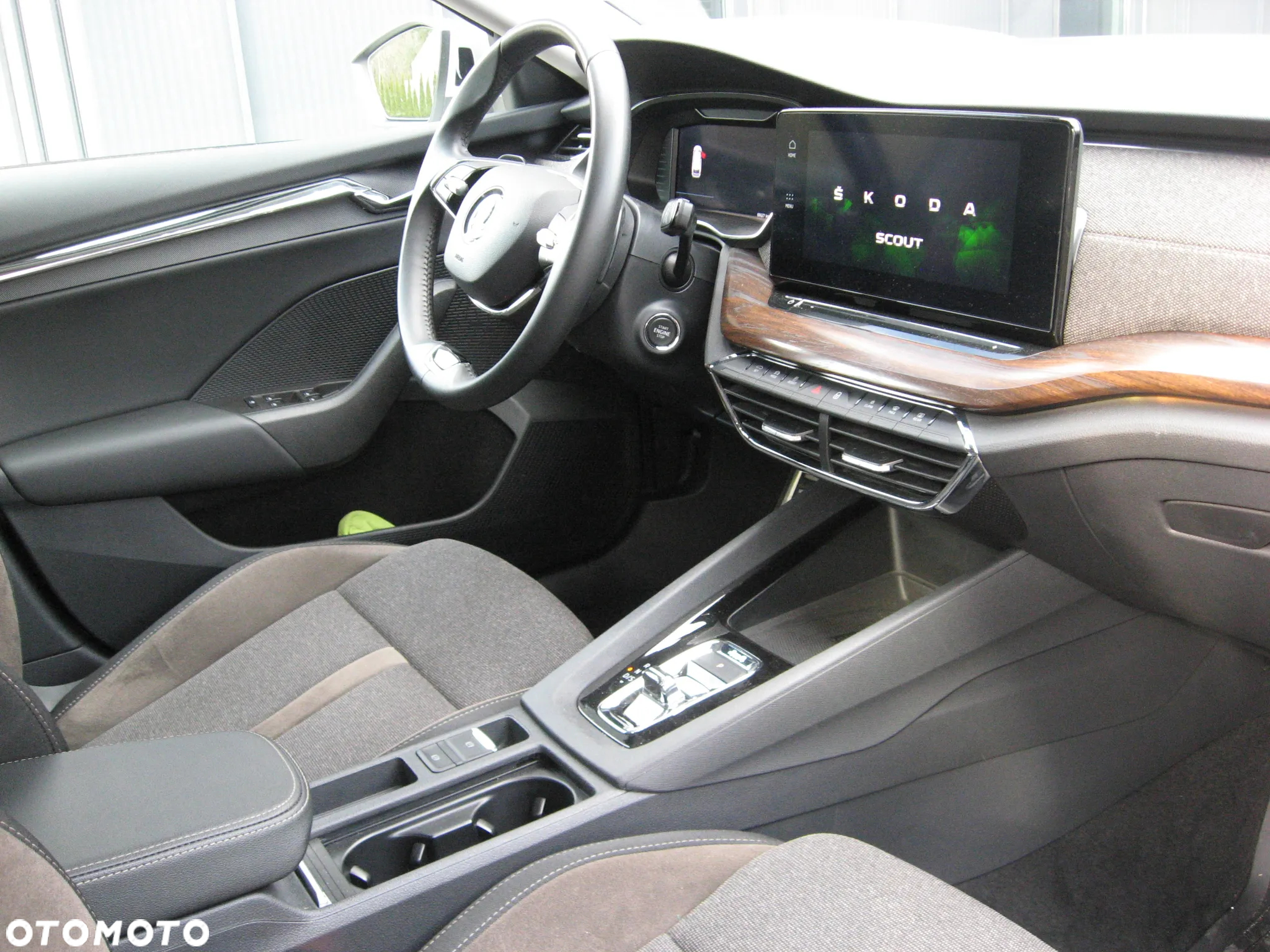 Skoda Octavia 2.0 TDI 4x4 Scout DSG - 22