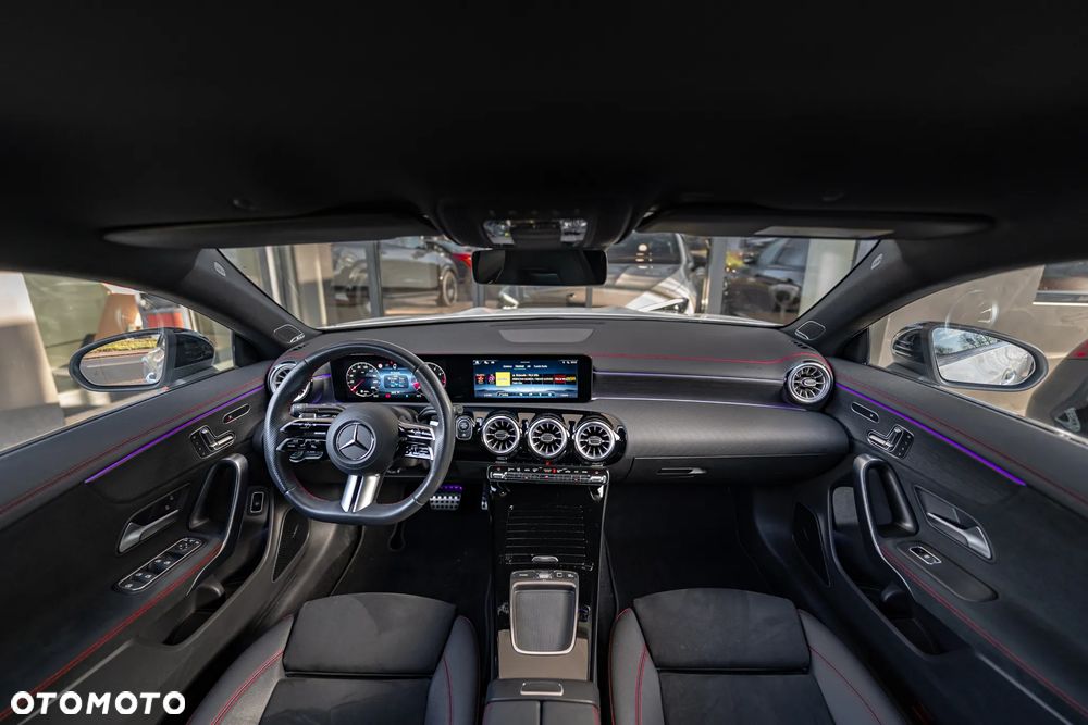 Mercedes-Benz CLA 200 7G-DCT Edition AMG Line - 37