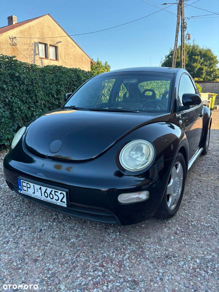 Volkswagen New Beetle - 2