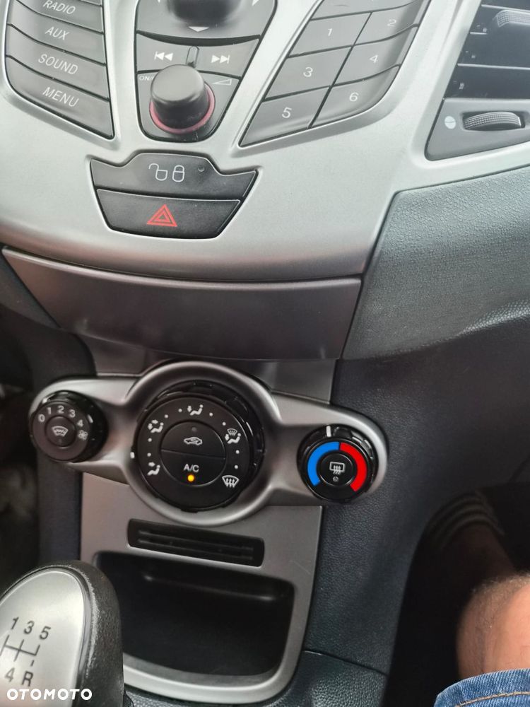 Ford Fiesta 1.25 Viva - 6