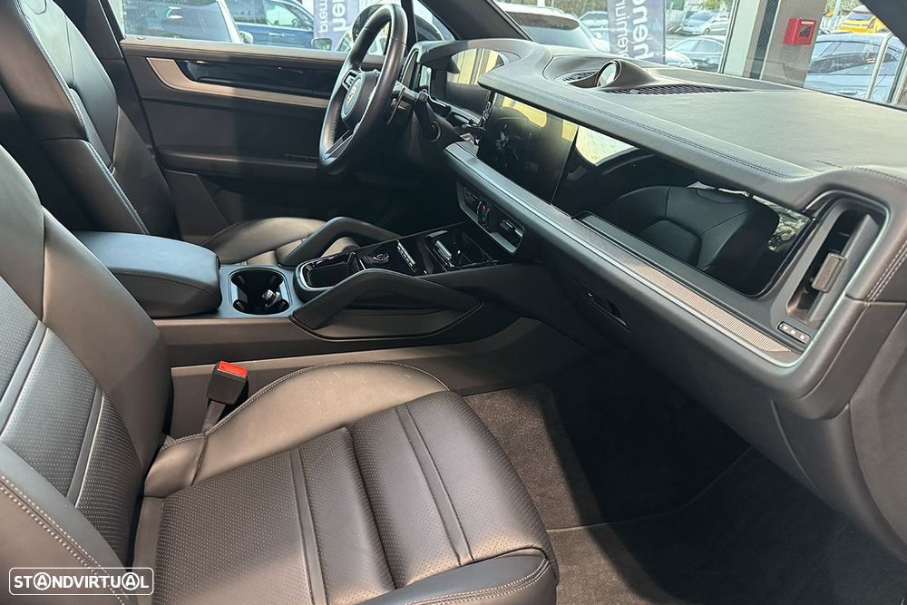 Porsche Cayenne E-Hybrid - 24