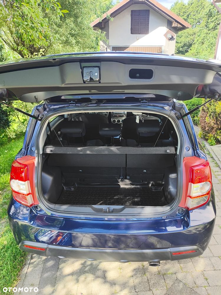 Toyota Urban Cruiser 1.4 D-4D Sol 4x4 - 10