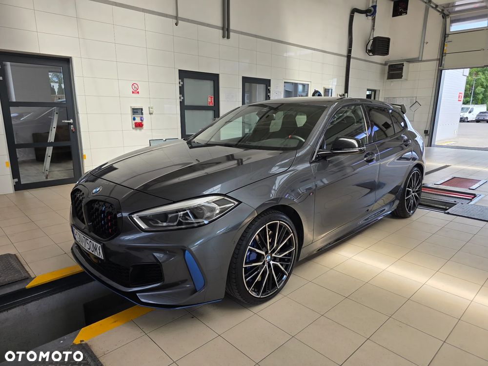 BMW 1M - 40