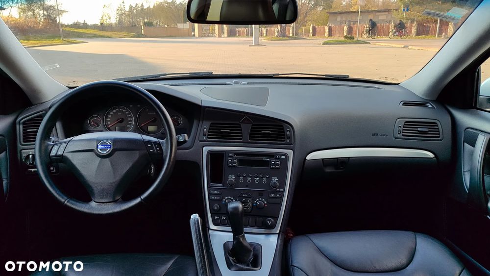 Volvo S60 D5 Kinetic - 23