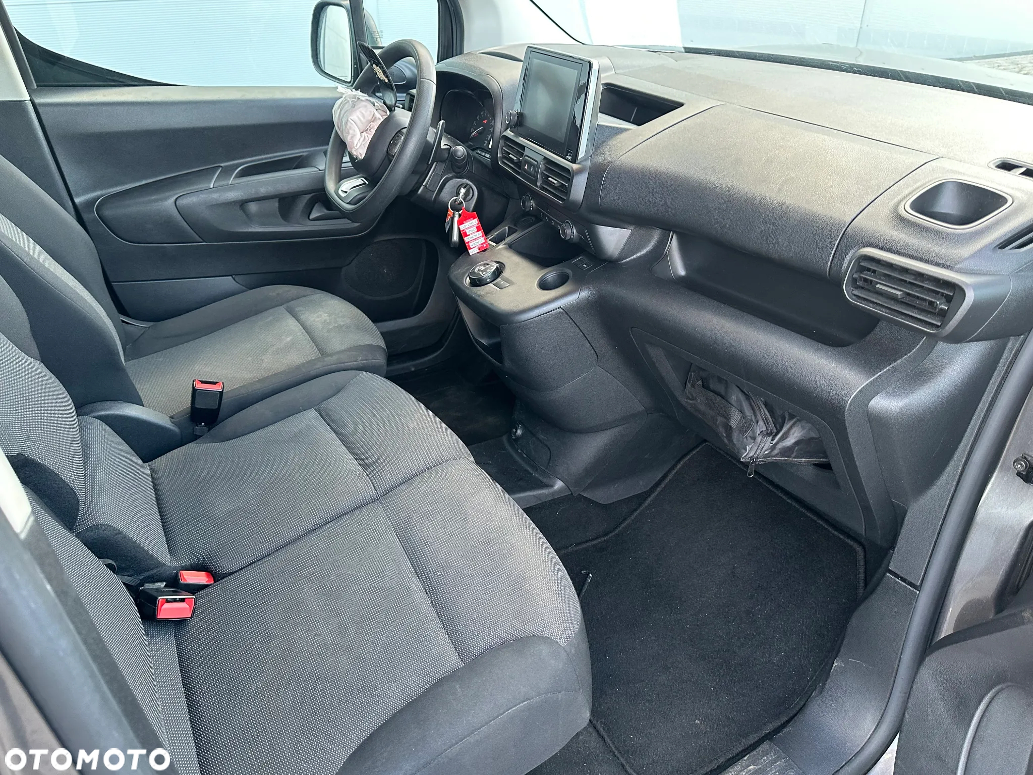 Citroën BERLINGO - 9
