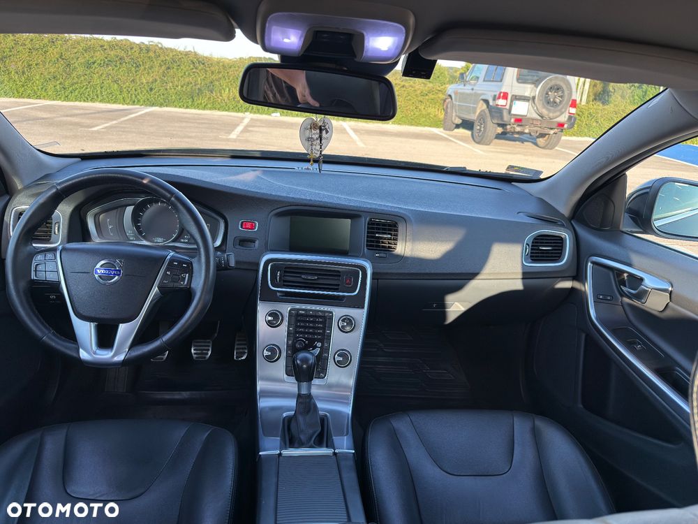 Volvo S60 T3 Summum - 7