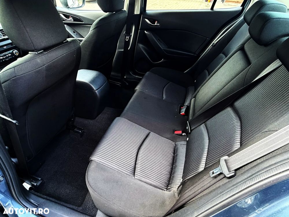 Mazda 3 G120 AT Revolution - 17