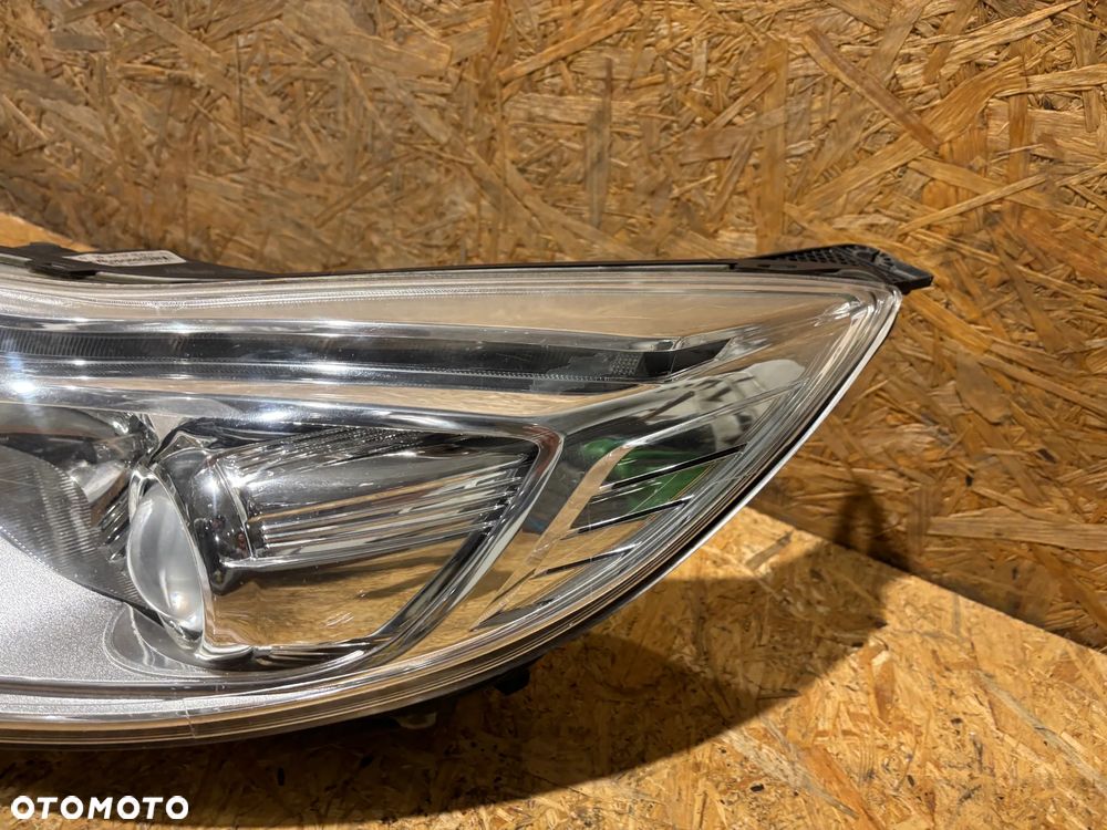 FORD FOCUS MK3 lampy przód xenon BM51-13D154-AK BM51-13D155-AK - 5