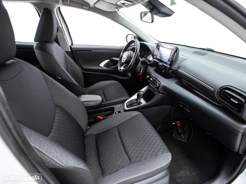 Toyota Yaris 1.5 HDF Comfort - 9