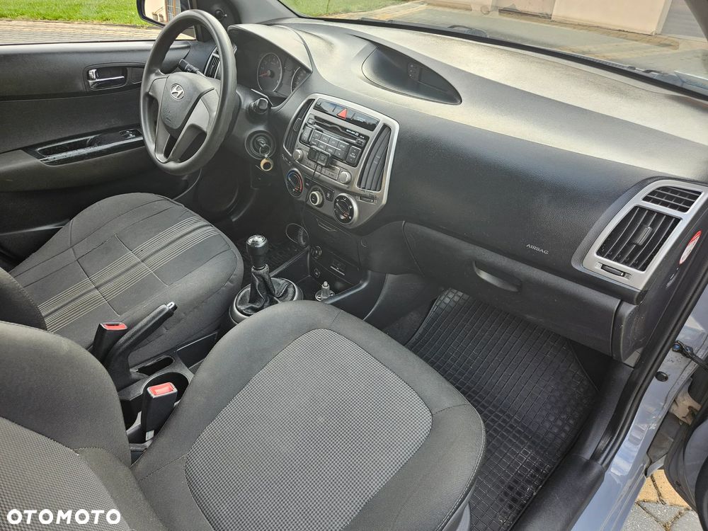 Hyundai i20 1.25 Classic + - 18