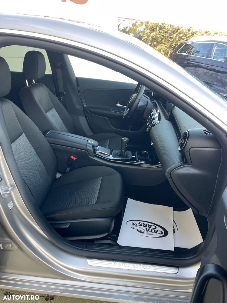 Mercedes-Benz CLA 180 d - 23