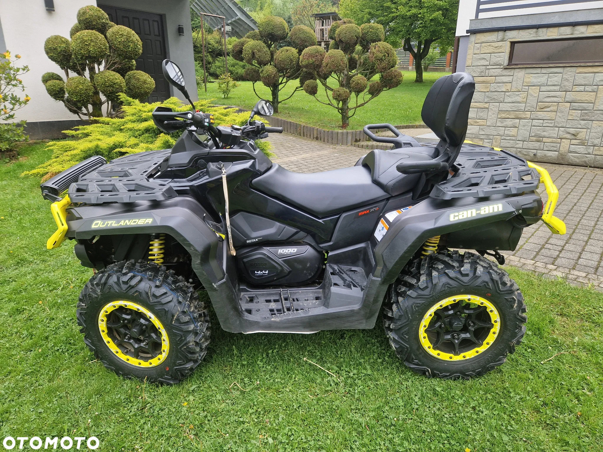 Can-Am Outlander Max