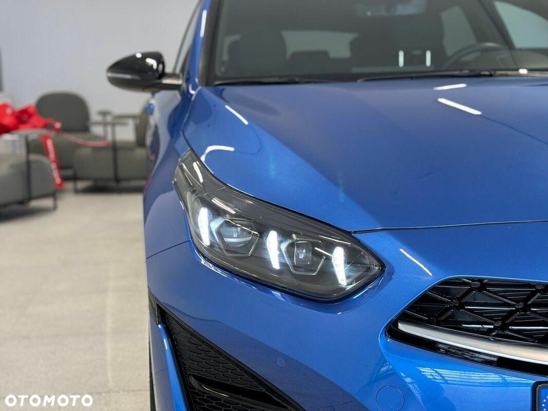 Kia ProCeed - 25