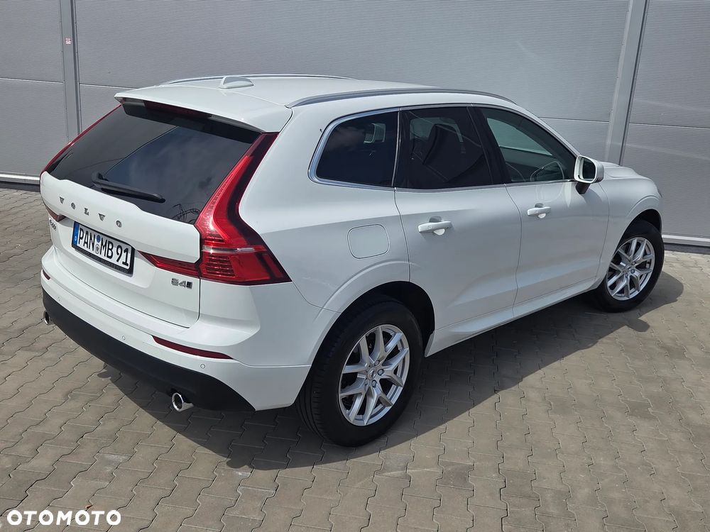 Volvo XC 60 B4 D AWD Geartronic Momentum - 25