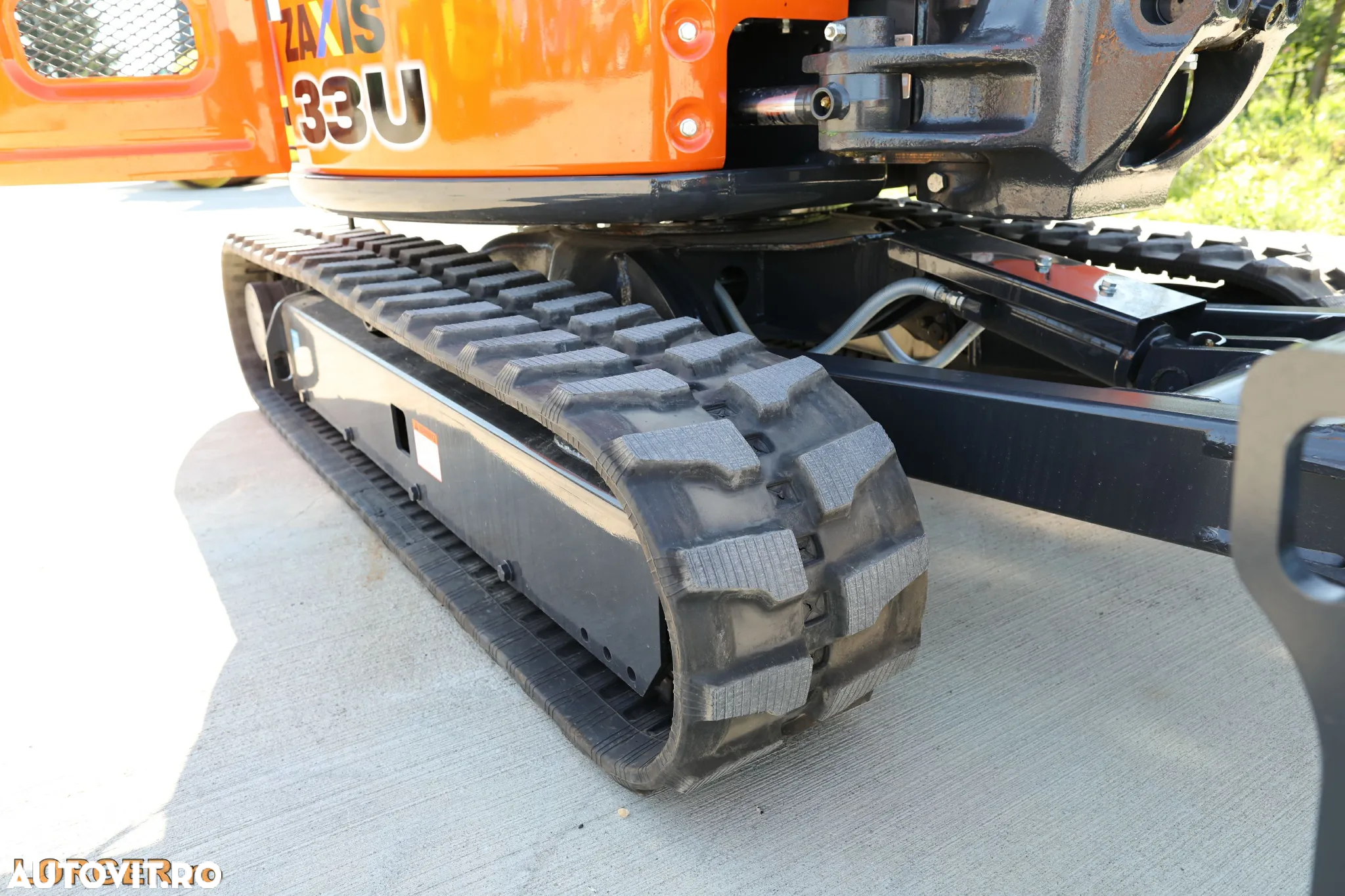 Hitachi ZX33U-5A - 12