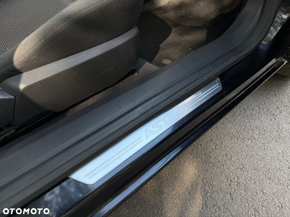 Opel Astra - 9