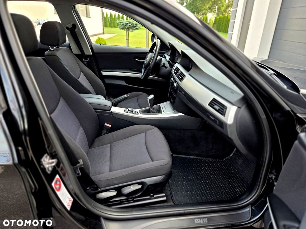 BMW Seria 3 - 15