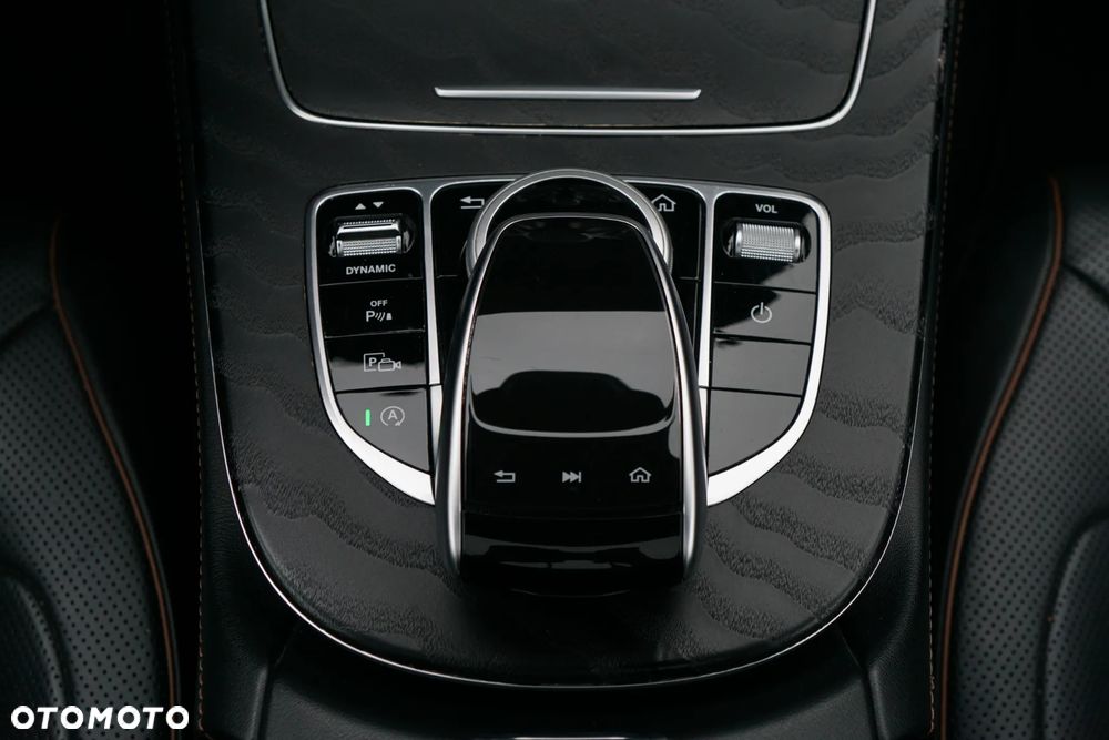 Mercedes-Benz CLS 300 d 9G-TRONIC AMG Line - 25