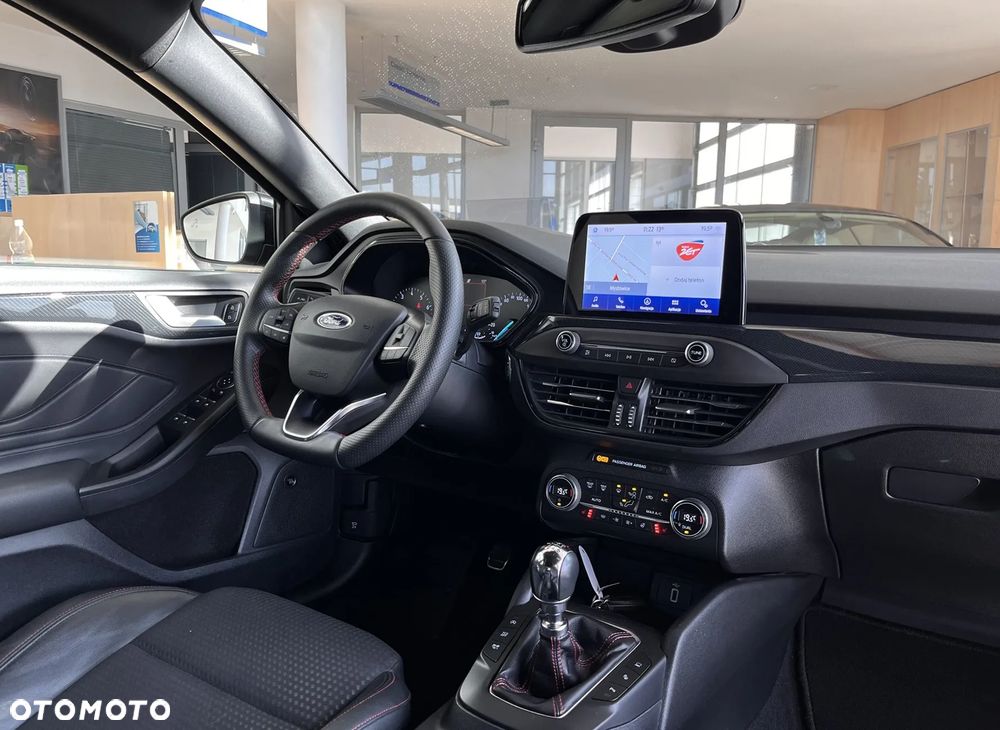 Ford Focus 1.5 EcoBoost ST-Line Black ASS - 27