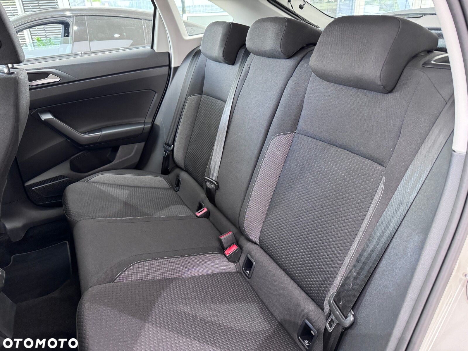 Volkswagen Taigo - 13