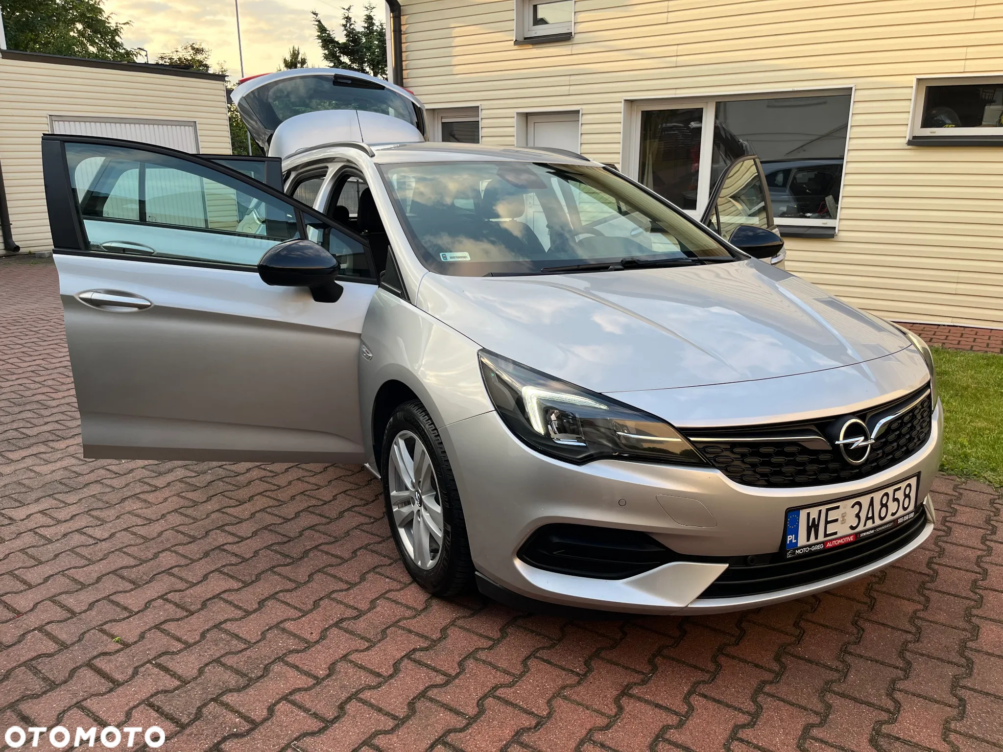 Opel Astra V 1.2 T Edition S&S - 28