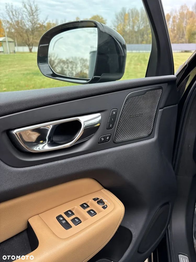Volvo XC 60 T6 AWD Geartronic Inscription - 8