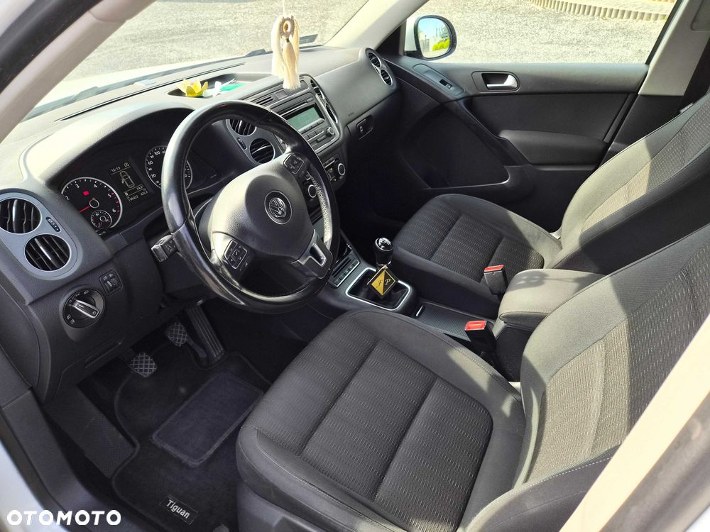 Volkswagen Tiguan - 5