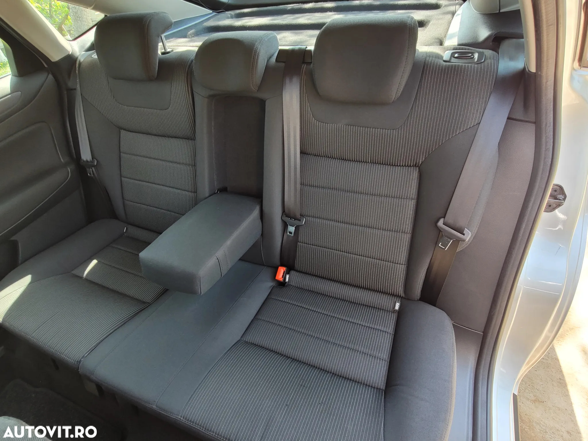 Ford Mondeo - 7
