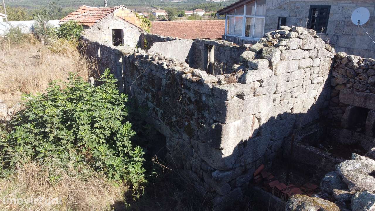 Moradia p/reconstrução – Vouzela - Grande imagem: 2/14