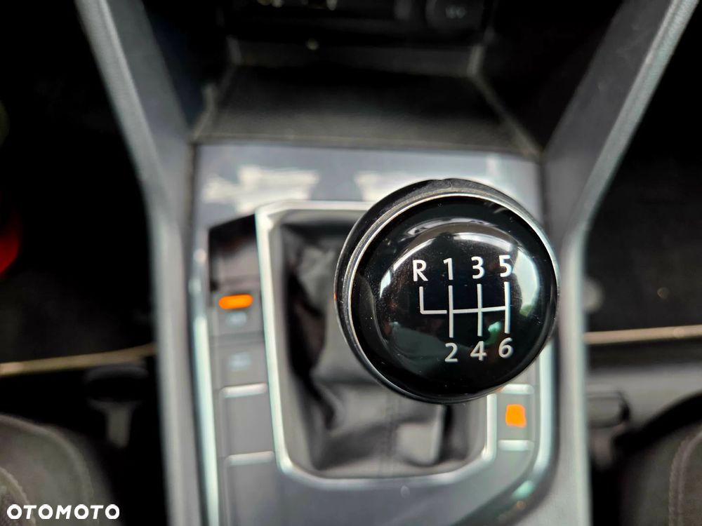 Volkswagen Tiguan 2.0 TDI SCR R-Line - 20