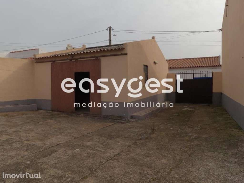 Terreno Rústico e Armazém com uma área de 6.290m2 em Montes Velhos - Grande imagem: 2/6