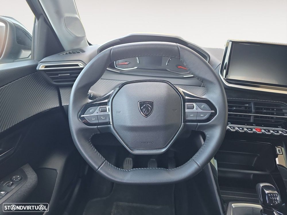 Peugeot 208 1.2 PureTech Style - 12