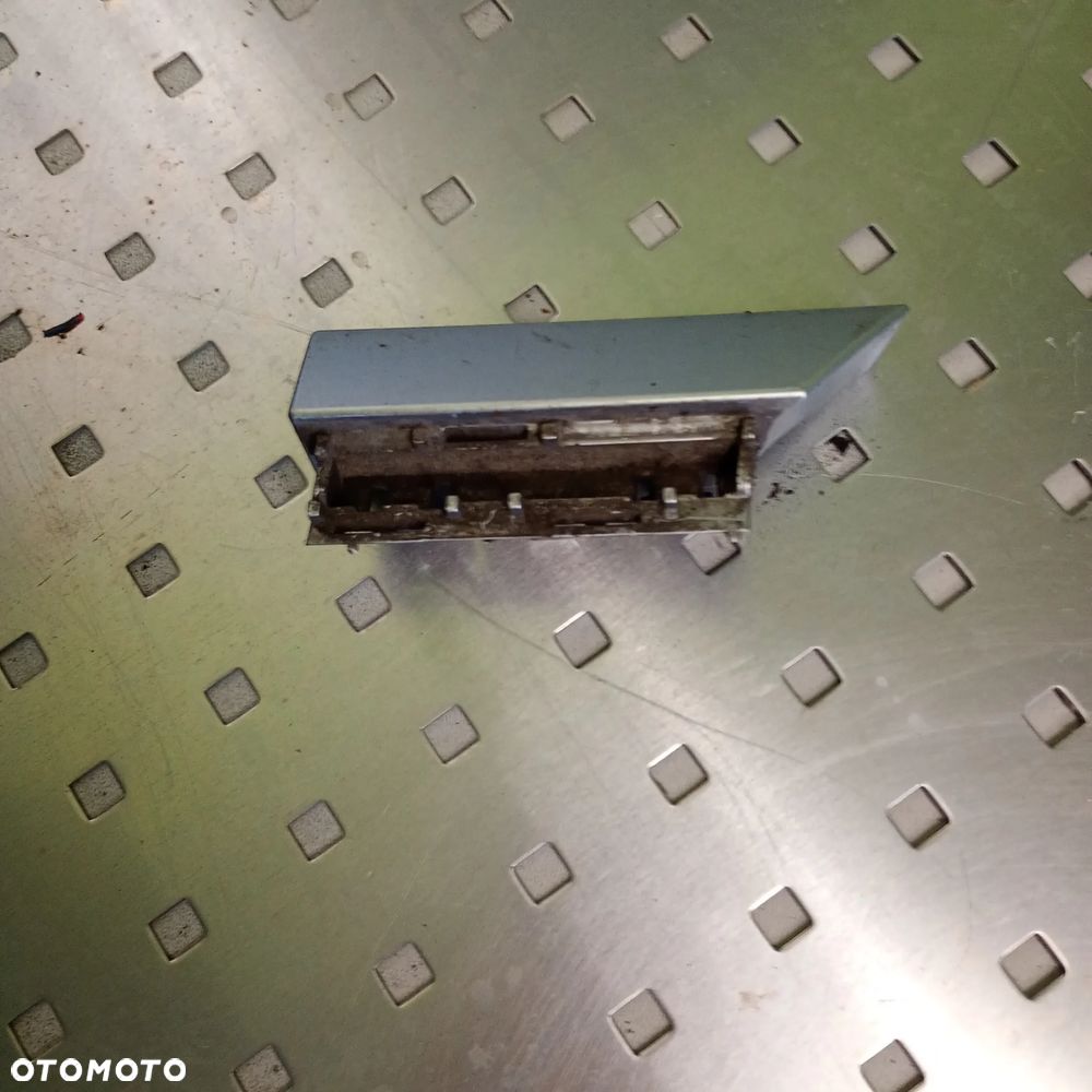Listwa błotnika passat b8 3G0853992 - 2