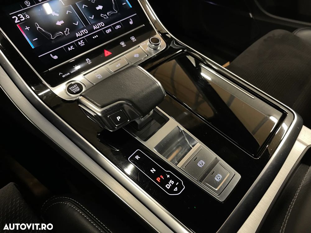 Audi Q7 3.0 50 TDI quattro Tiptronic S Line - 33