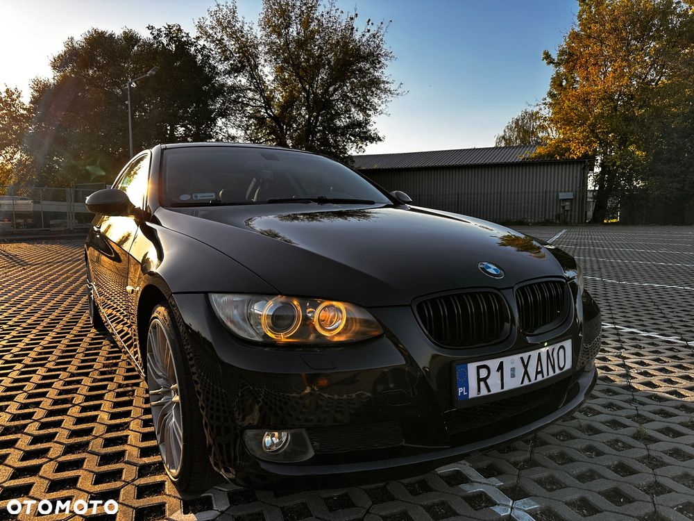 BMW Seria 3 320i - 1